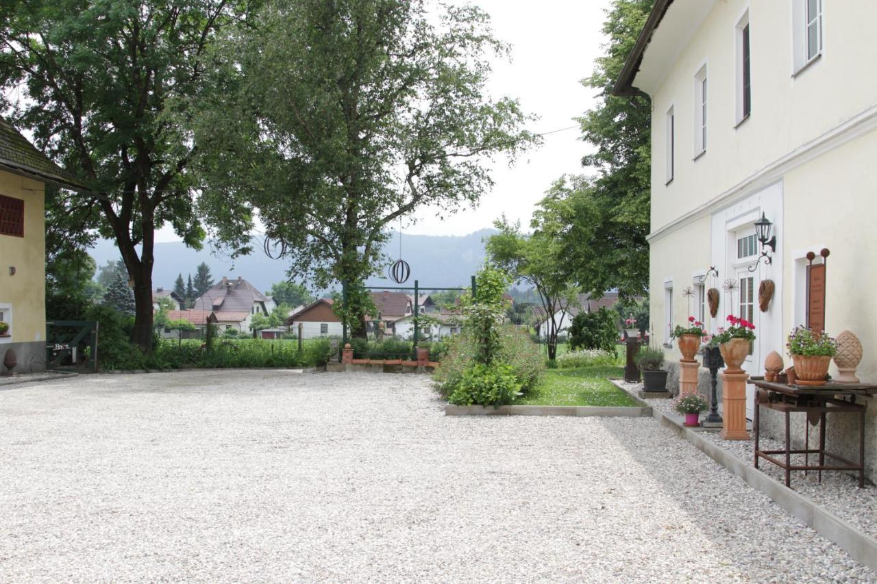 Gutshof Bartl 2 Apartment Klagenfurt am Woerthersee Exterior foto